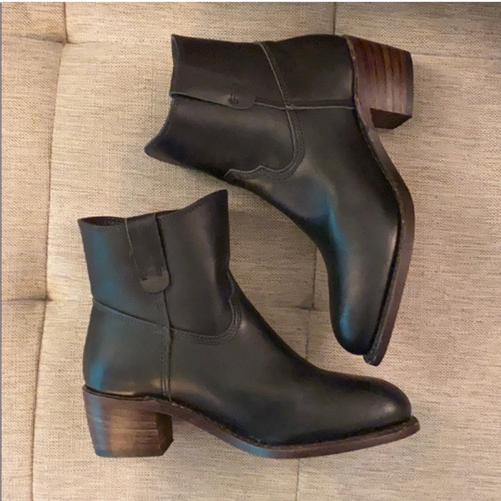 Red Wing Heritage Inez Black Boots size 10